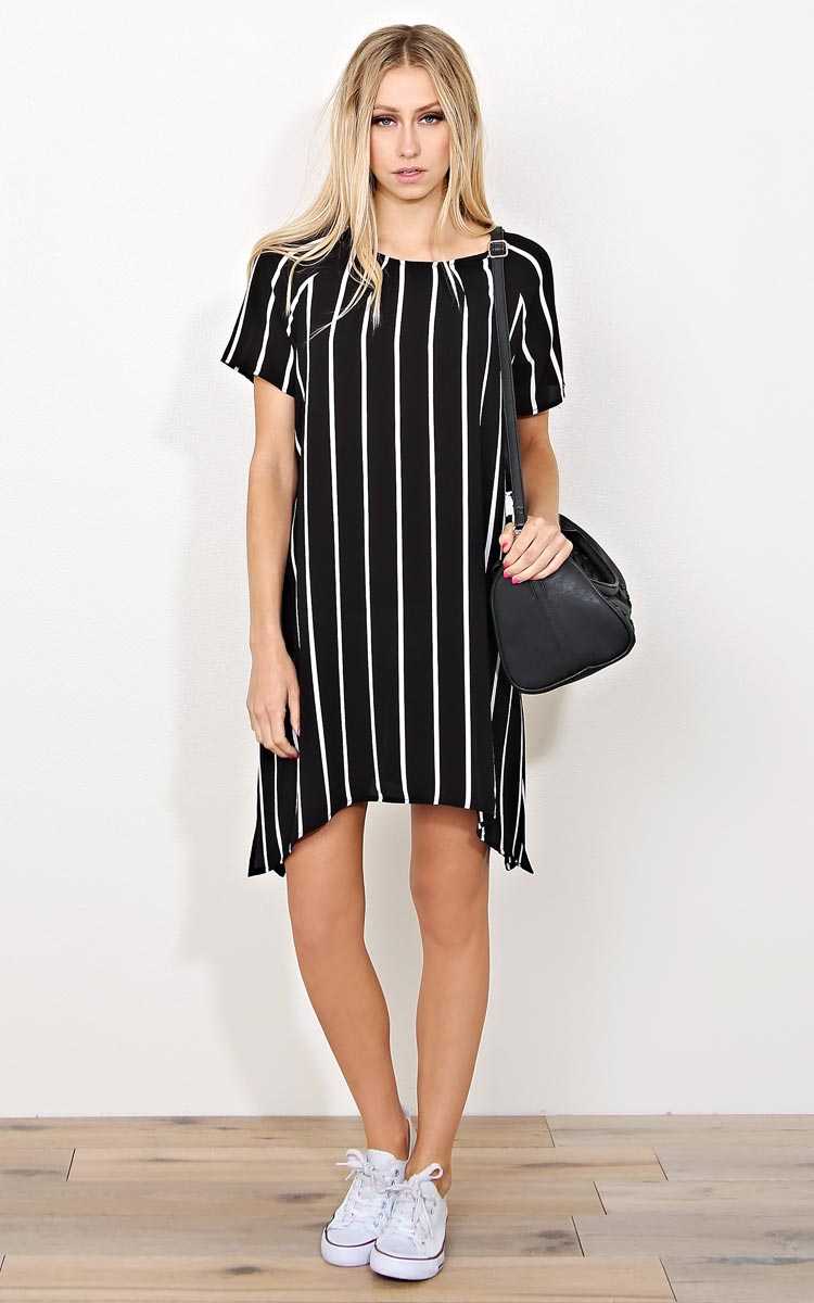 Taking Sides Woven Crepe Dress - - Black/White in Size by Styles For Less