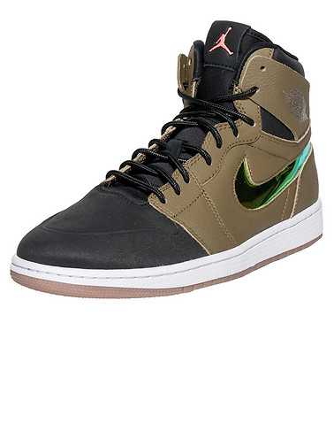 JORDAN MENS Green Footwear / Sneakers