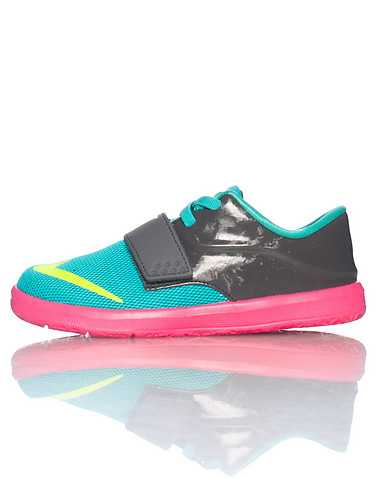 NIKE GIRLS Medium Green Footwear / Sneakers 9C