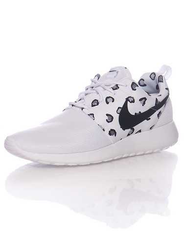 NIKE SPORTSWEAR WOMENS White Footwear / Sneakers 8.5