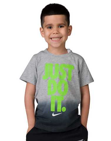 NIKE BOYS Grey Clothing / Short Sleeve T-Shirts /