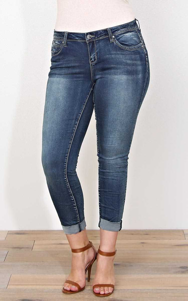 Plus Size YMI Wanna Betta Butt Delilah Jeans - Dk Destroyed in Size 15 by Styles For Less