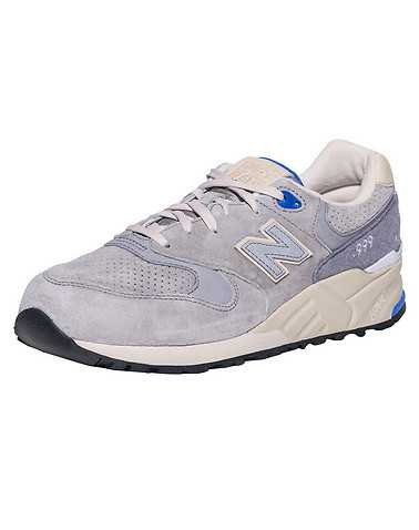 NEW BALANCE MENS Grey Footwear / Sneakers 9