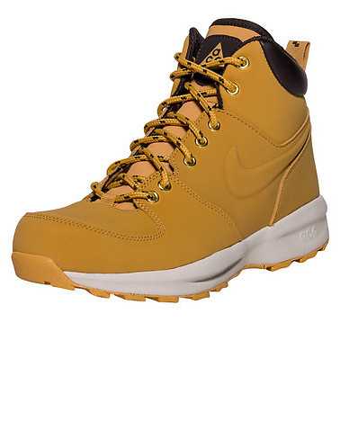 NIKE BOYS Beige-Khaki Footwear / Boots