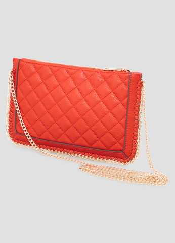 Quilted Chain Link Shoulder Bag