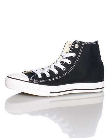 CONVERSE BOYS Black Footwear / Casual