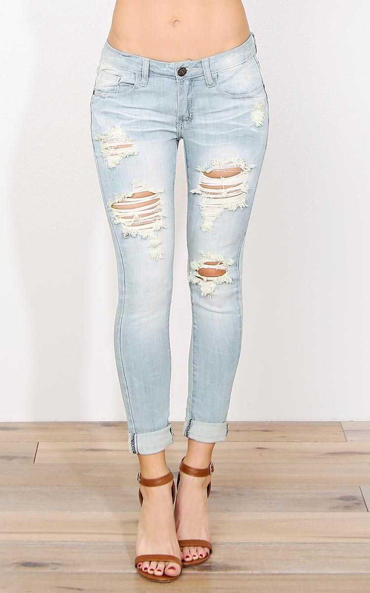 Leslie Distressed Boyfriend Jeans - Lt Destroyed in Size by Styles For Less