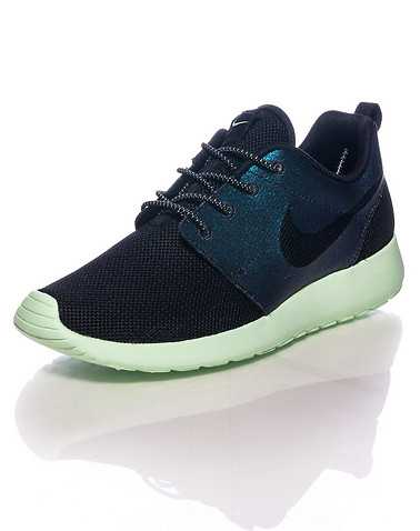 NIKE WOMENS Black Footwear / Sneakers