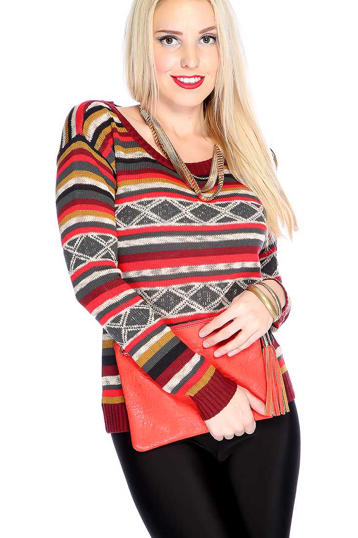 Burgundy Red Long Sleeves Two Tone Strappy Pattern Round Neckline Sweater