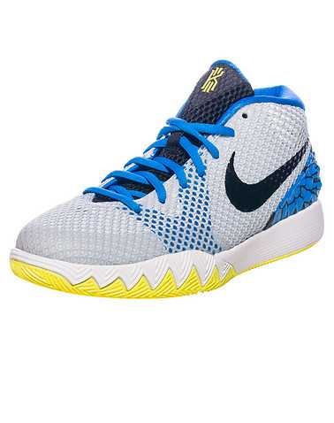 NIKE BOYS White Footwear / Sneakers 5.5Y