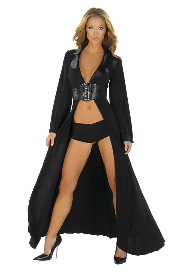 Black Robe Waist Cincher Shorts Outfit