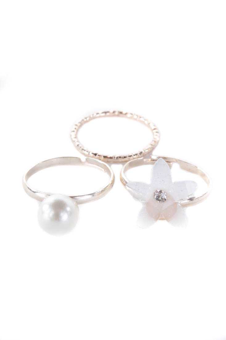 White High Polish Metal Flower Ring Set