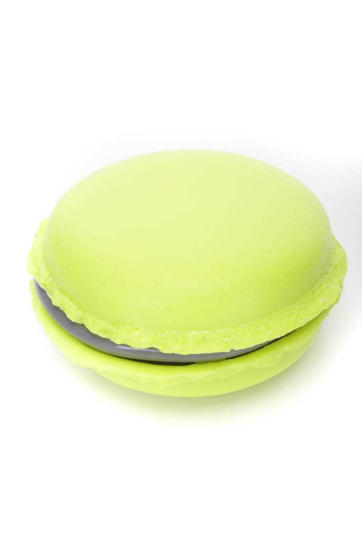 Lime Two Tone Plastic Macaroon Compartment