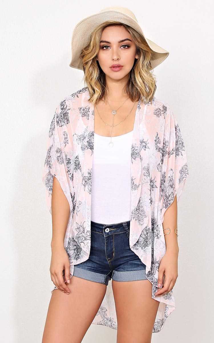 Vintage Floral Woven Wrap - - Blush in Size by Styles For Less