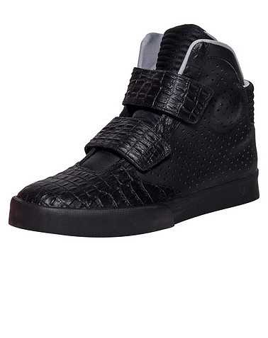 NIKE SPORTSWEAR MENS Black Footwear / Sneakers