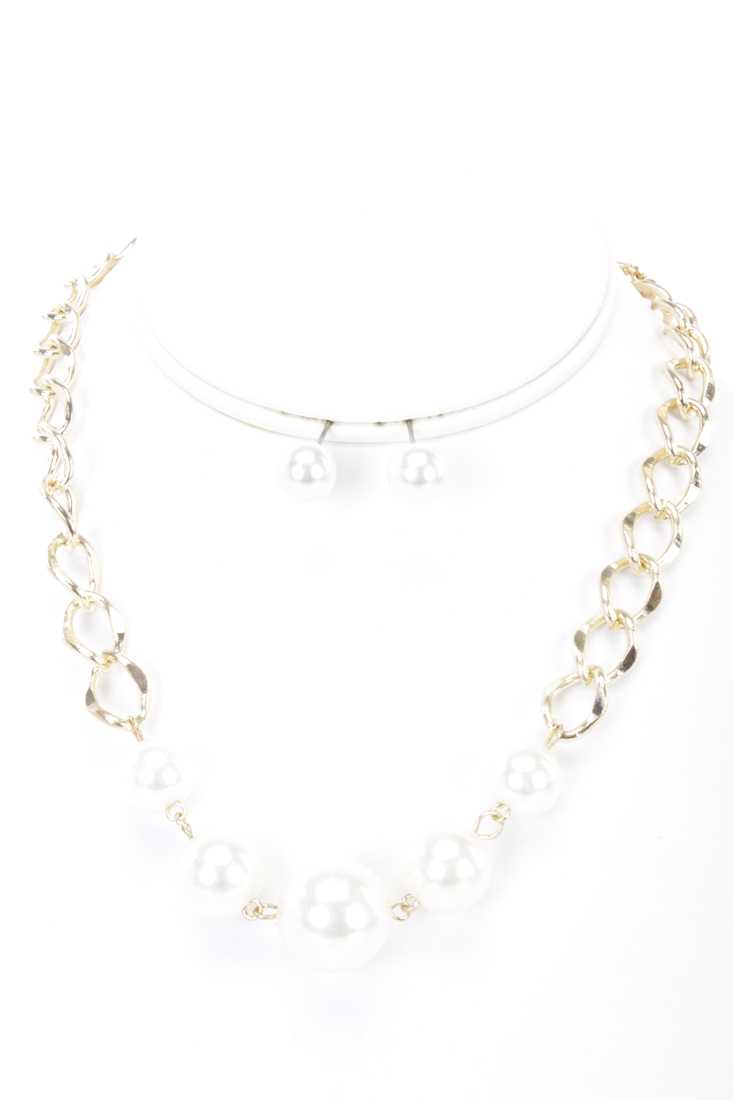 Gold Shimmer Beaded Chan Link Necklace