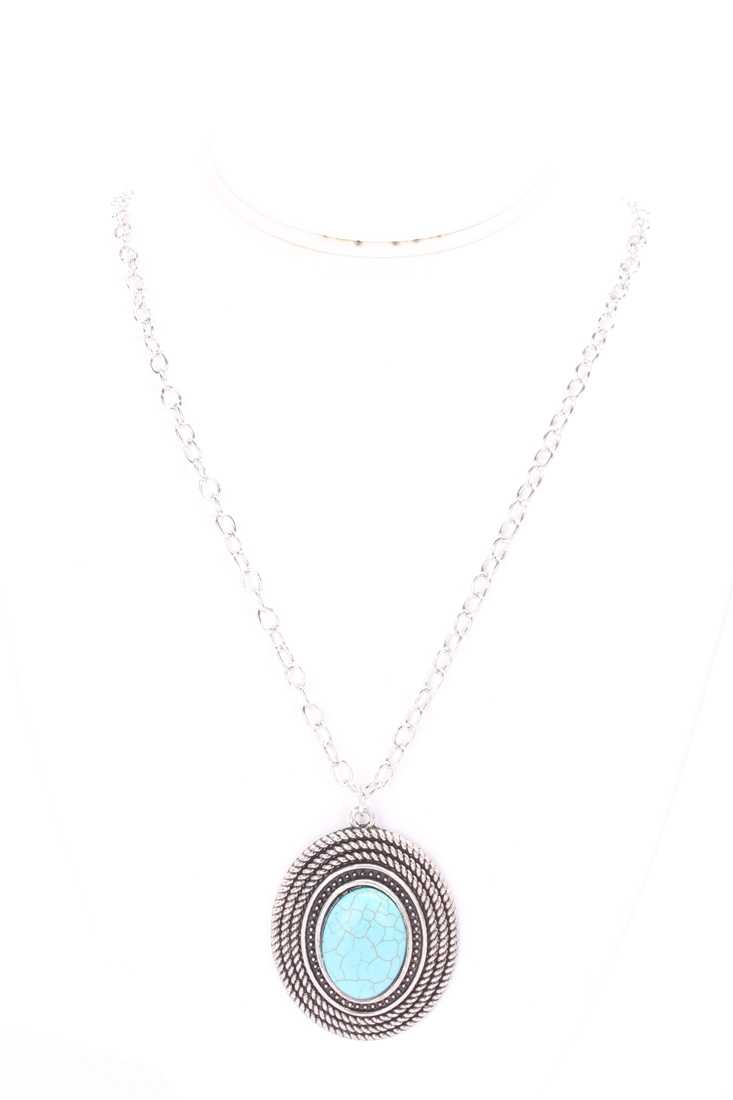 Silver Detailed Pendant Chain Link Centered Necklace