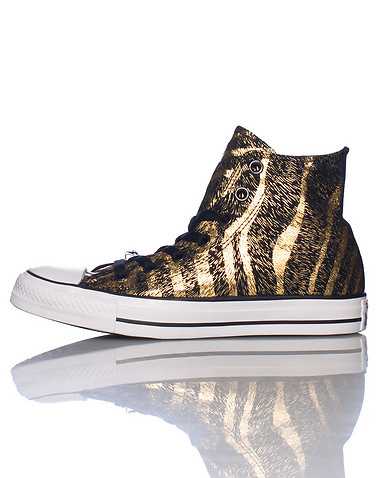 CONVERSE WOMENS Gold Footwear / Casual 6
