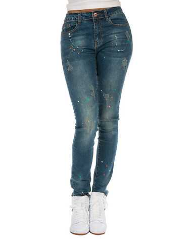 ESSENTIALS WOMENS Blue Clothing / Jeans 3/4