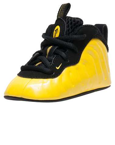 NIKE GIRLS Yellow Footwear / Sneakers 1C