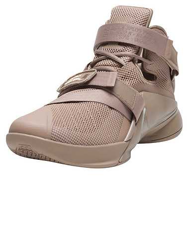 NIKE MENS Medium Brown Footwear / Sneakers