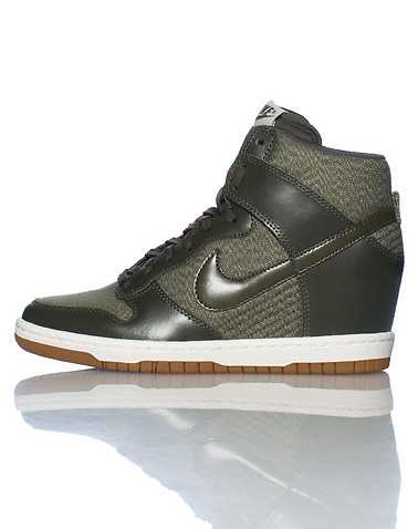 NIKE SPORTSWEAR WOMENS Green Footwear / Sneakers 7