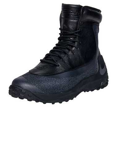 NIKE SPORTSWEAR MENS Black Footwear / Boots