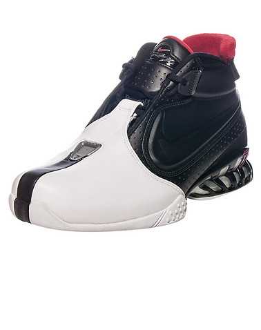 NIKE SPORTSWEAR MENS Black Footwear / Sneakers