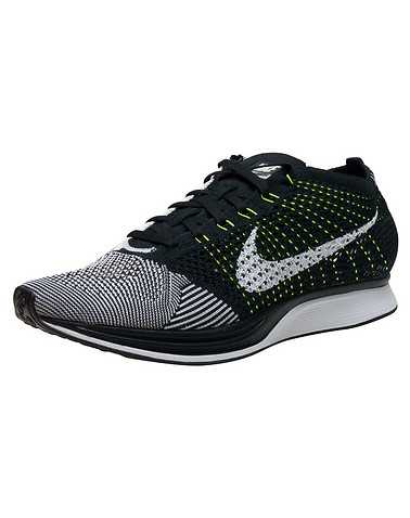 NIKE MENS Black Footwear / Sneakers