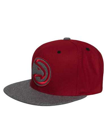 MITCHELL AND NESS MENS Red Accessories / Caps Snapback ONES