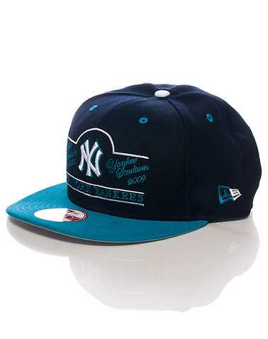 NEW ERA MENS Navy Accessories / Caps Snapback One Size