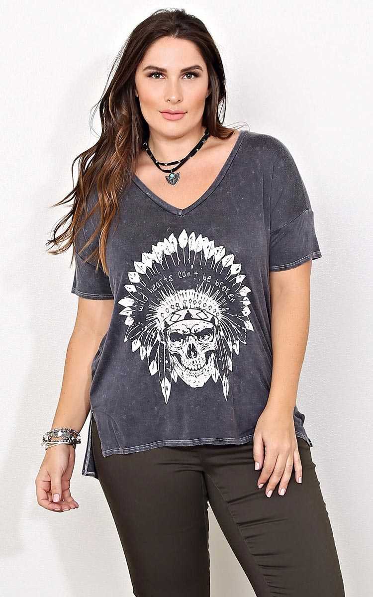 Plus Size WILD HEARTS Graphic Tee - Black in Size 1X by Styles For Less