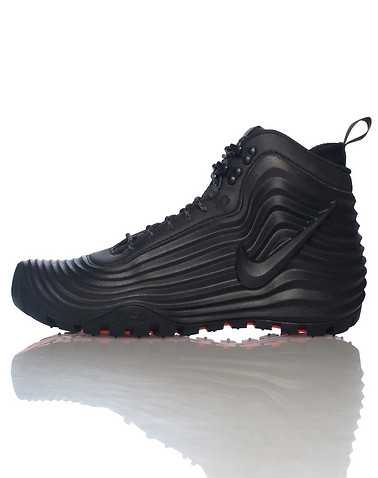 NIKE SPORTSWEAR MENS Black Footwear / Boots 8