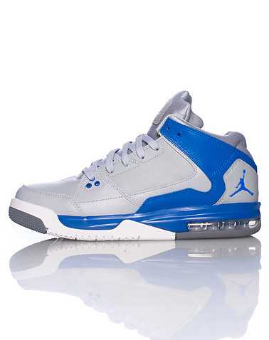 JORDAN BOYS Grey Footwear / Sneakers 6Y
