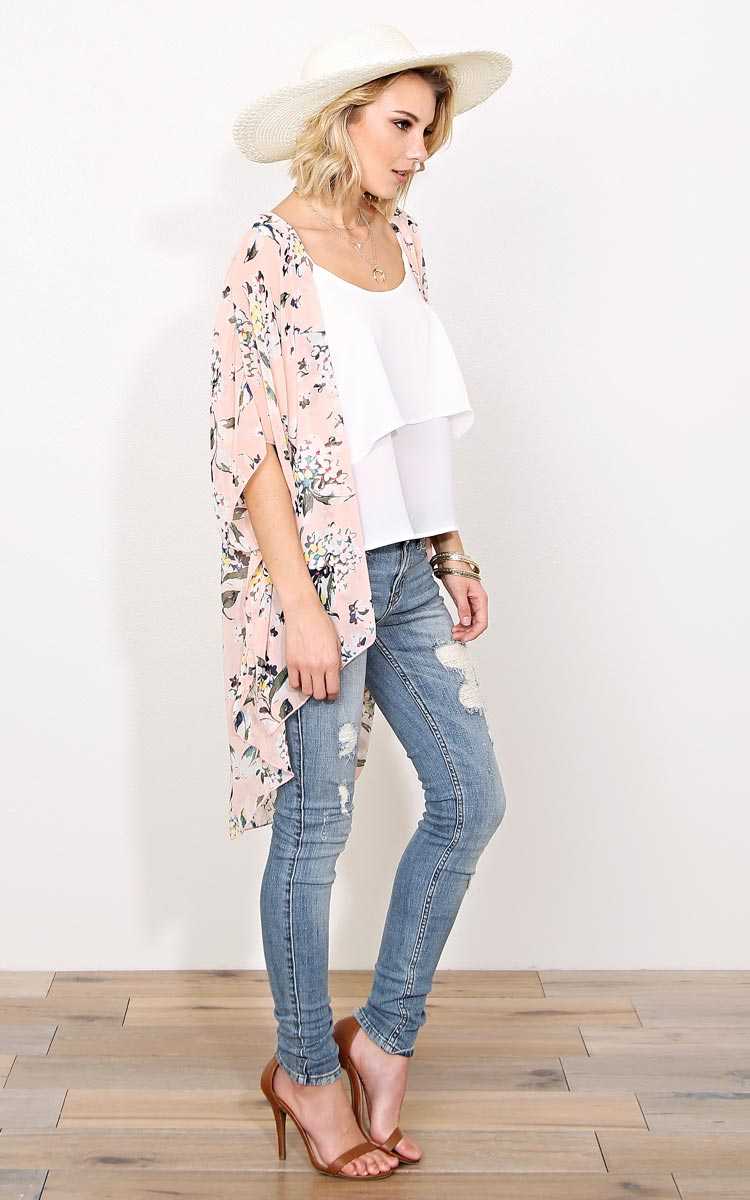 Floral Lust Woven Wrap - - Pink in Size by Styles For Less