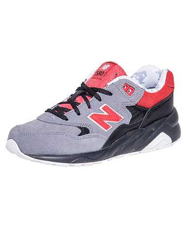 NEW BALANCE BOYS Grey Footwear / Sneakers