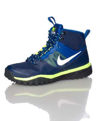 NIKE BOYS Blue Footwear / Boots 4Y