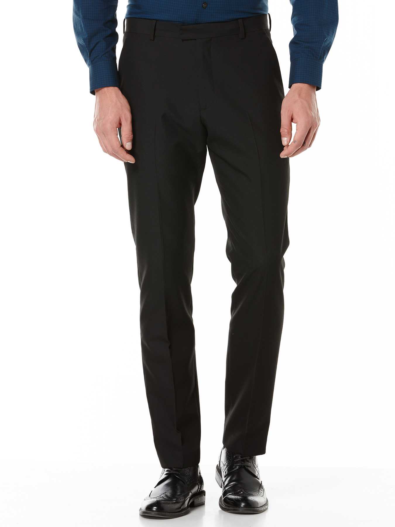 Perry Ellis Very Slim Solid Dress Pant