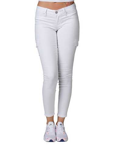 YMI WOMENS White Clothing / Bottoms