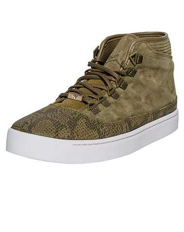JORDAN MENS Green Footwear / Sneakers