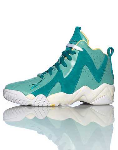 REEBOK BOYS Green Footwear / Sneakers 6