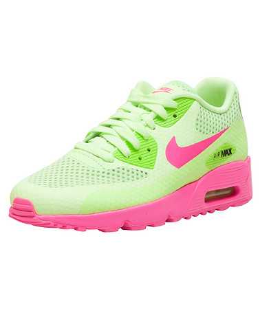 NIKE GIRLS Green Footwear / Sneakers