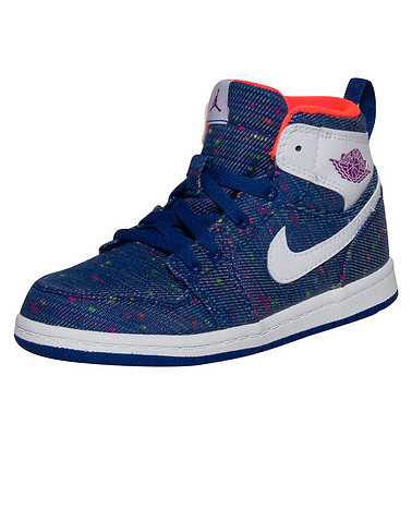 JORDAN BOYS Blue Footwear / Sneakers
