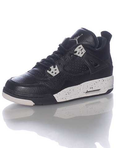 JORDAN BOYS Black Footwear / Sneakers 4Y