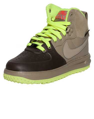 NIKE BOYS Multi-Color Footwear / Sneakers