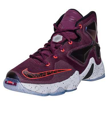 NIKE BOYS Burgundy Footwear / Sneakers