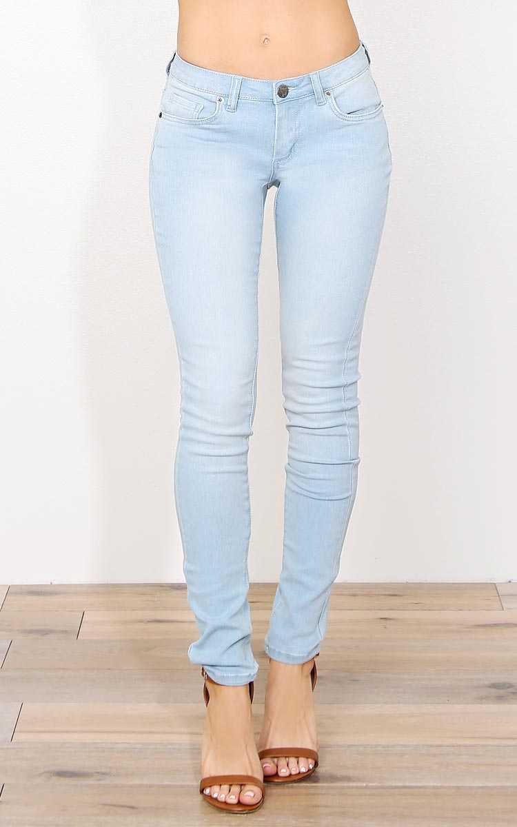 Darya Skinny Jeans - Lt Wash in Size by Styles For Less