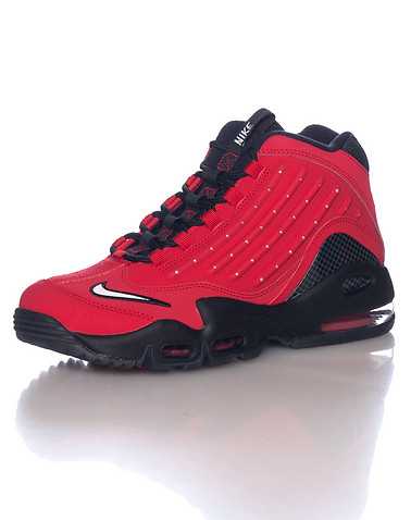 NIKE BOYS Red Footwear / Sneakers 4.5Y