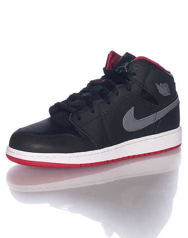JORDAN BOYS Black Footwear / Sneakers 6Y