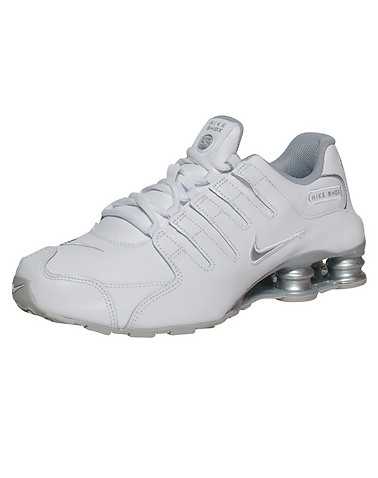 NIKE BOYS White Footwear / Sneakers